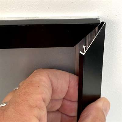 Alu snäppramar svart, platt 20 mm profil
