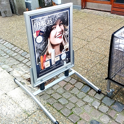 Wind-Line Basic Trottoarpratare - 70x100 cm - silver