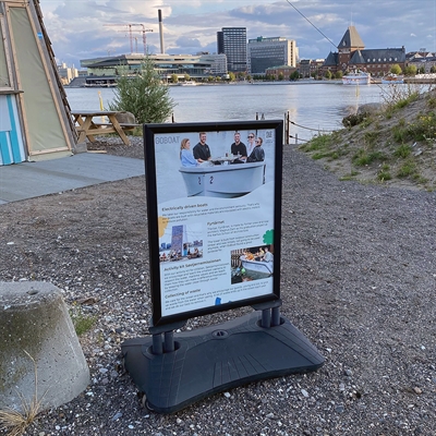 Wind-Sign Pro Gatupratare - 50x70 cm - svart
